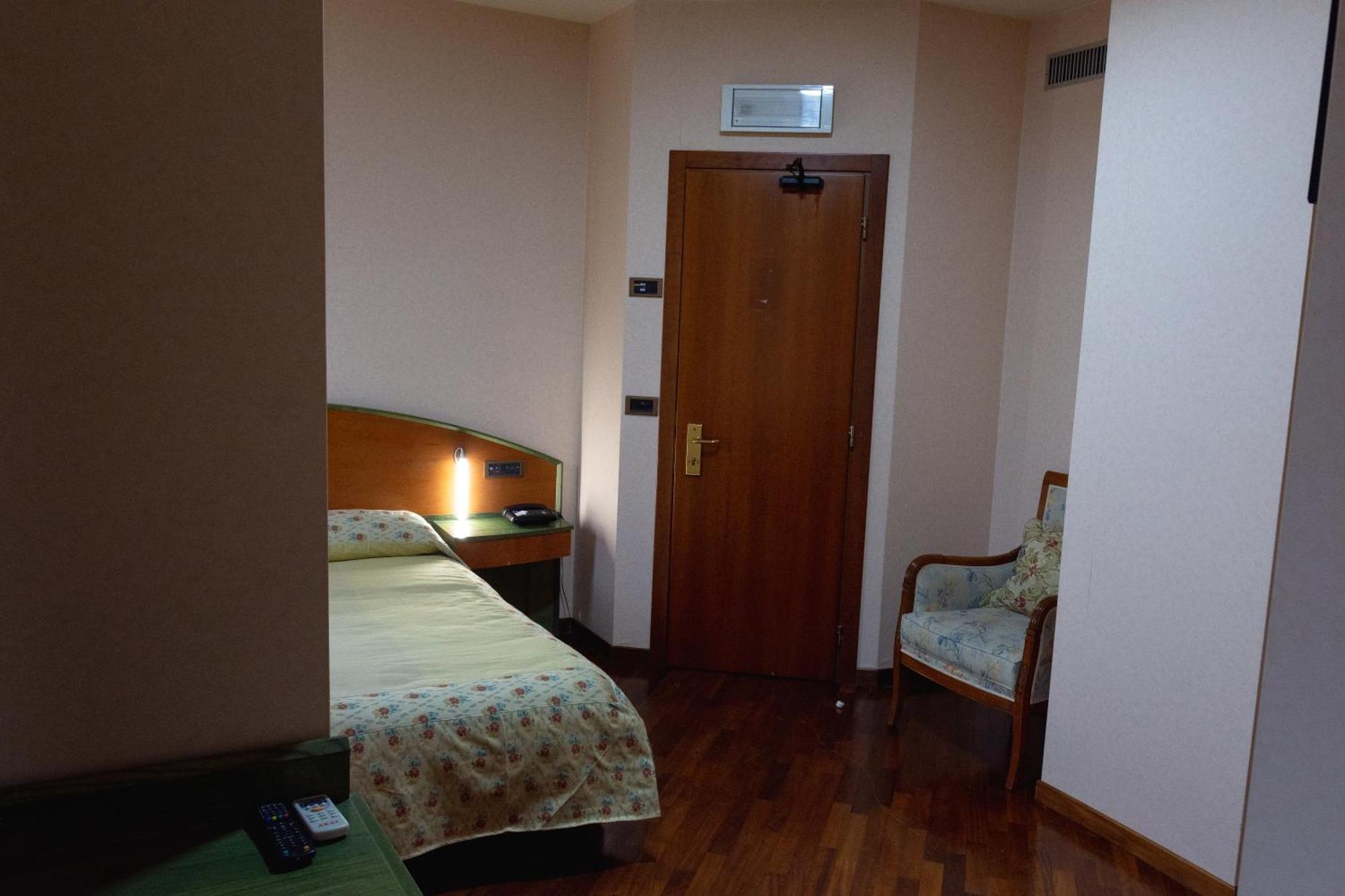Hotel San Nicola لاغونيغرو المظهر الخارجي الصورة