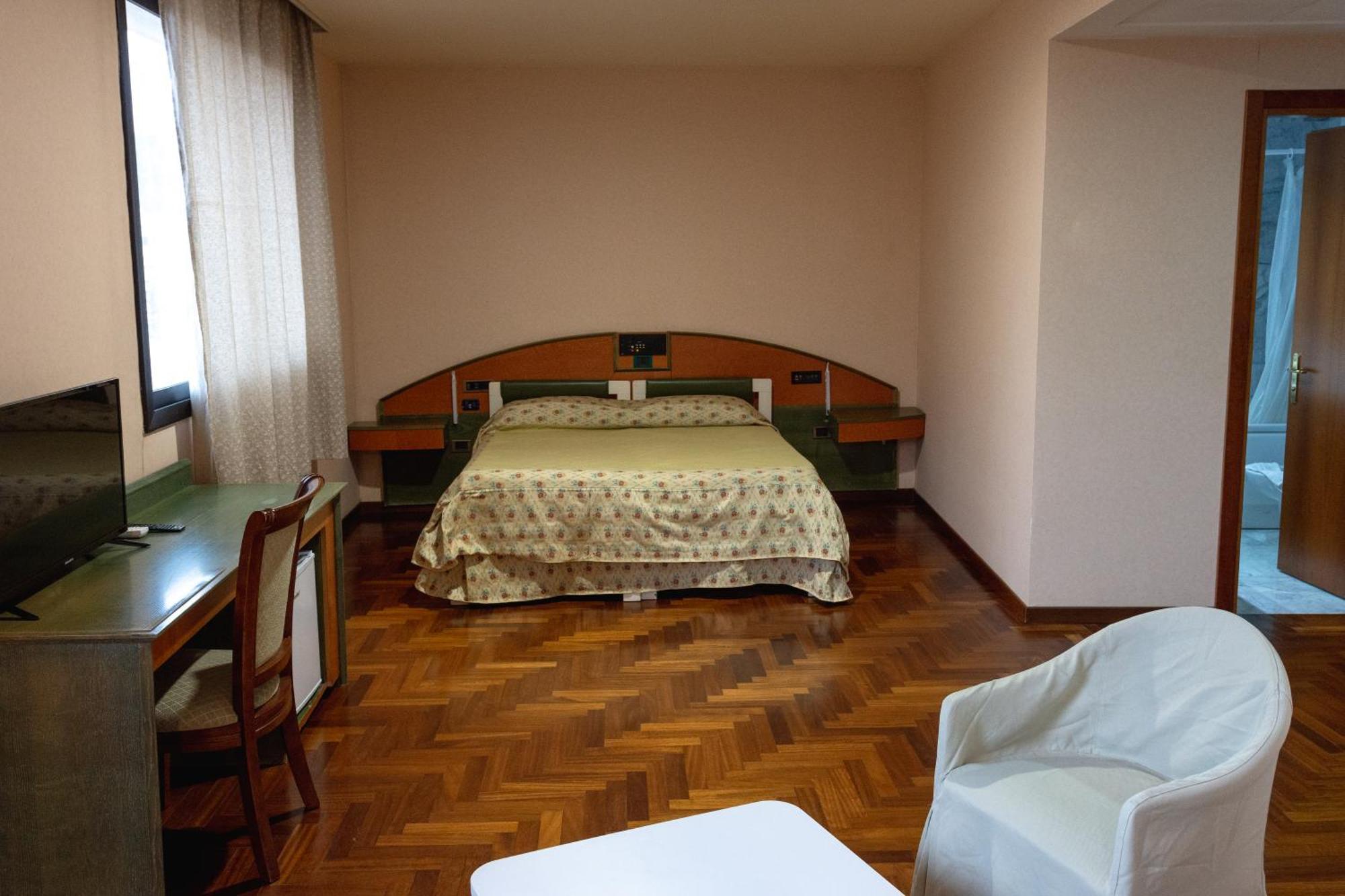 Hotel San Nicola لاغونيغرو المظهر الخارجي الصورة